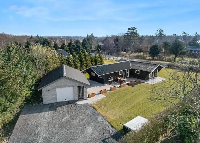 Casa de Férias Modern With 3 Bedrooms, Completely Renovated In 2025 And Located Close To Rinkobing Fjord