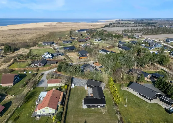 Casa de Férias Modern With 3 Bedrooms, Completely Renovated In 2025 And Located Close To Rinkobing Fjord