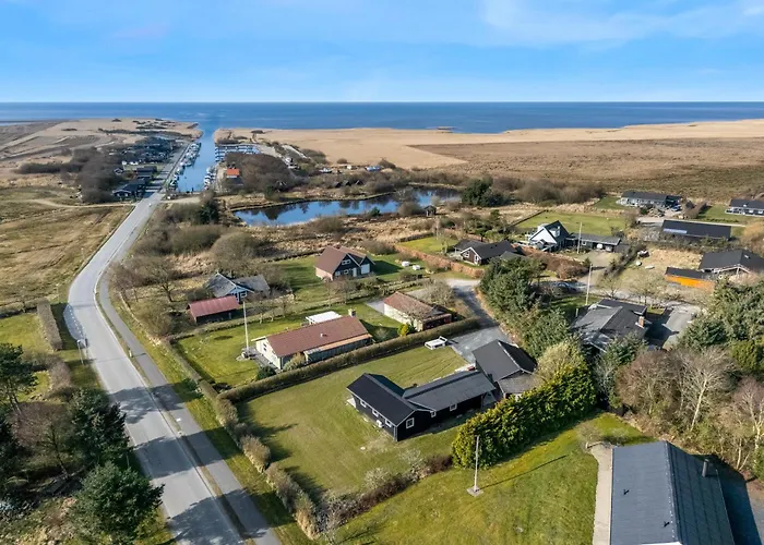 Modern With 3 Bedrooms, Completely Renovated In 2025 And Located Close To Rinkobing Fjord * Skjern